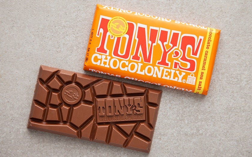 Tony's Chocolonely Milchschokolade-Karamell- und Meersalzriegel 35 x 4 –  snackutopia.com