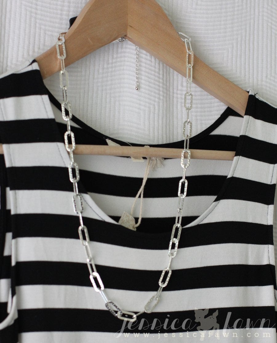 Towne & Reese Hendrick Textured Chain Layering Necklace | JessicaFawn.com