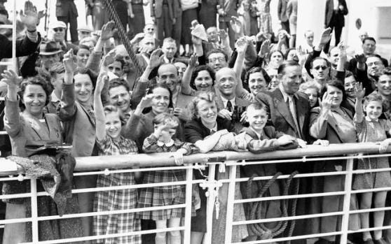 German Jewish refugees return to Antwerp, Belgium, aboard the ocean liner St. Louis on June 17, 1939, after they had been denied entrance to Cuba and the United States.