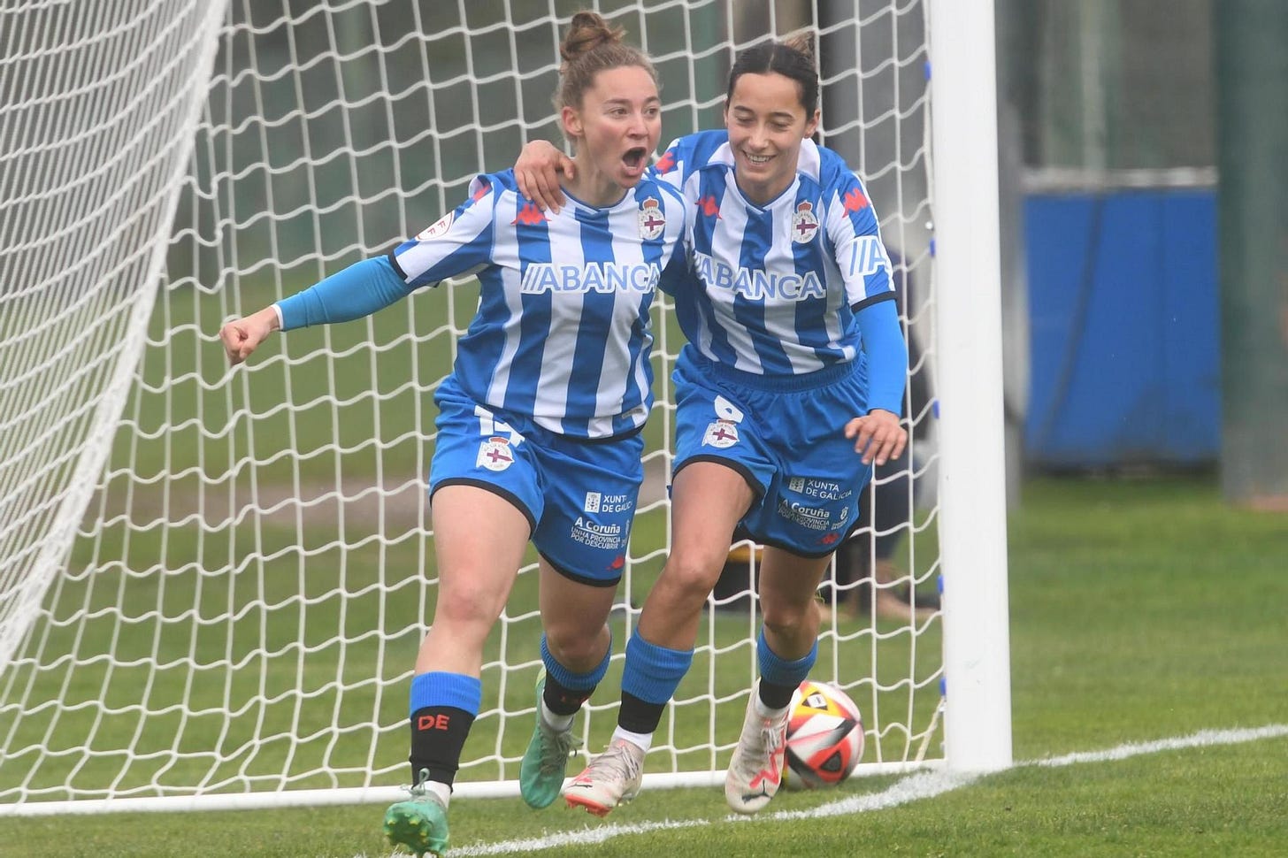 RESUMEN Y RESULTADO DEPORTIVO DE LA CORUÑA ABANCA ALHAMA: 1-0 | El Dépor  Abanca resiste y se lanza a por el ascenso