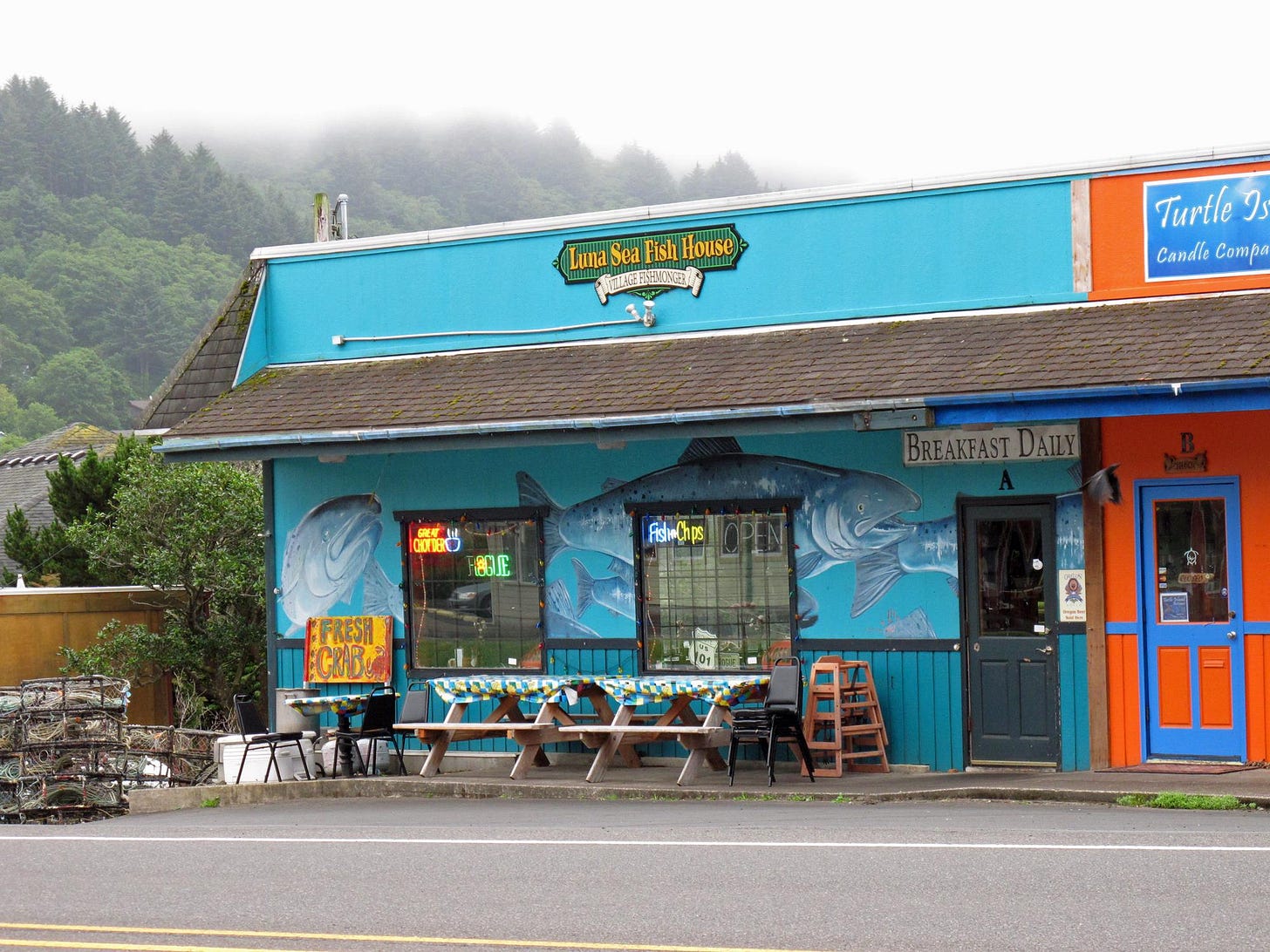 Luna Sea Fish House - Yachats, OR | Review & What to Eat Luna Sea Fish House - Yachats, OR | Review & What to Eat