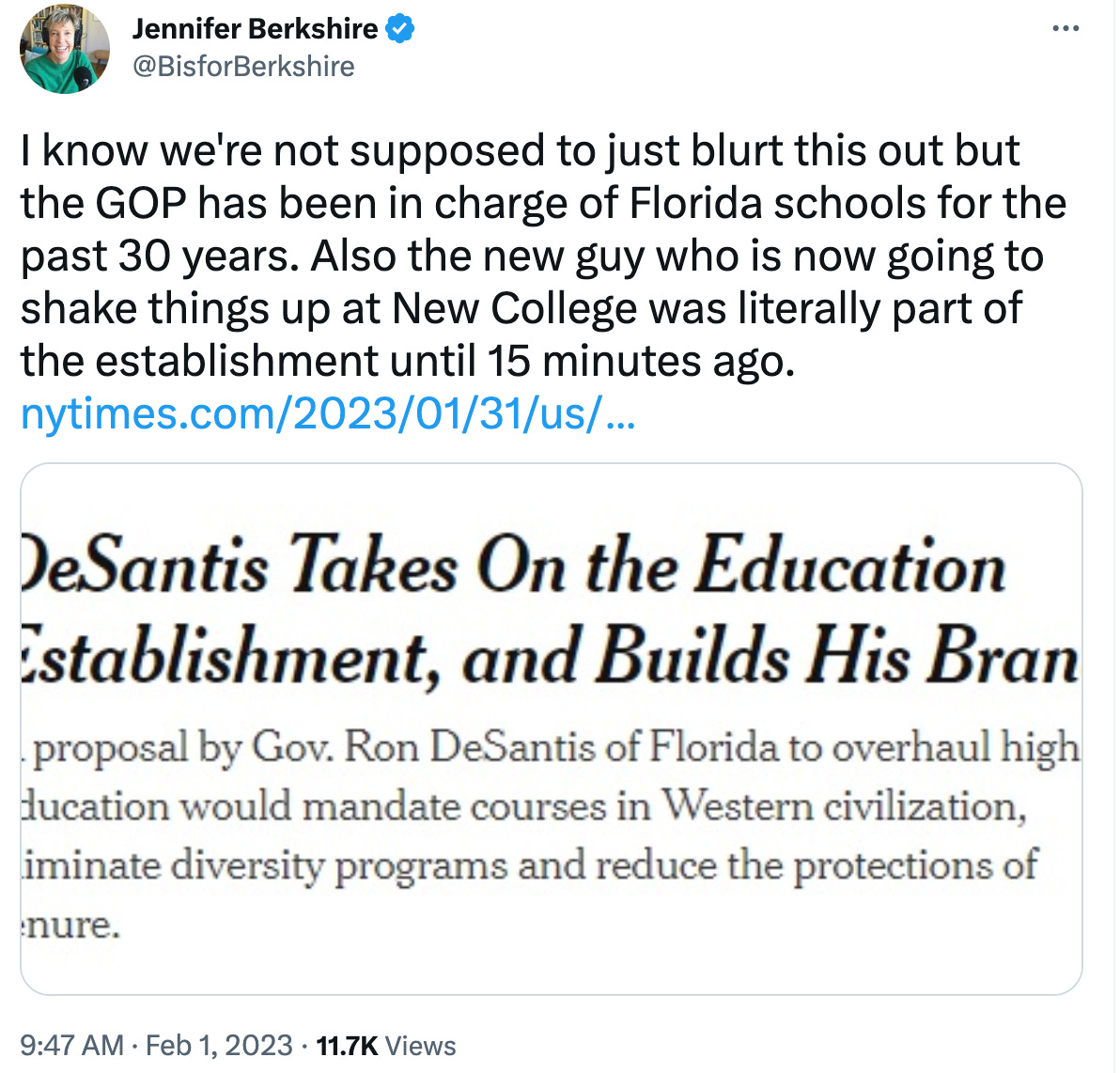 Tweet from Jennifer Berkshire debunking the Times claim that DeSantis is taking on the establishment