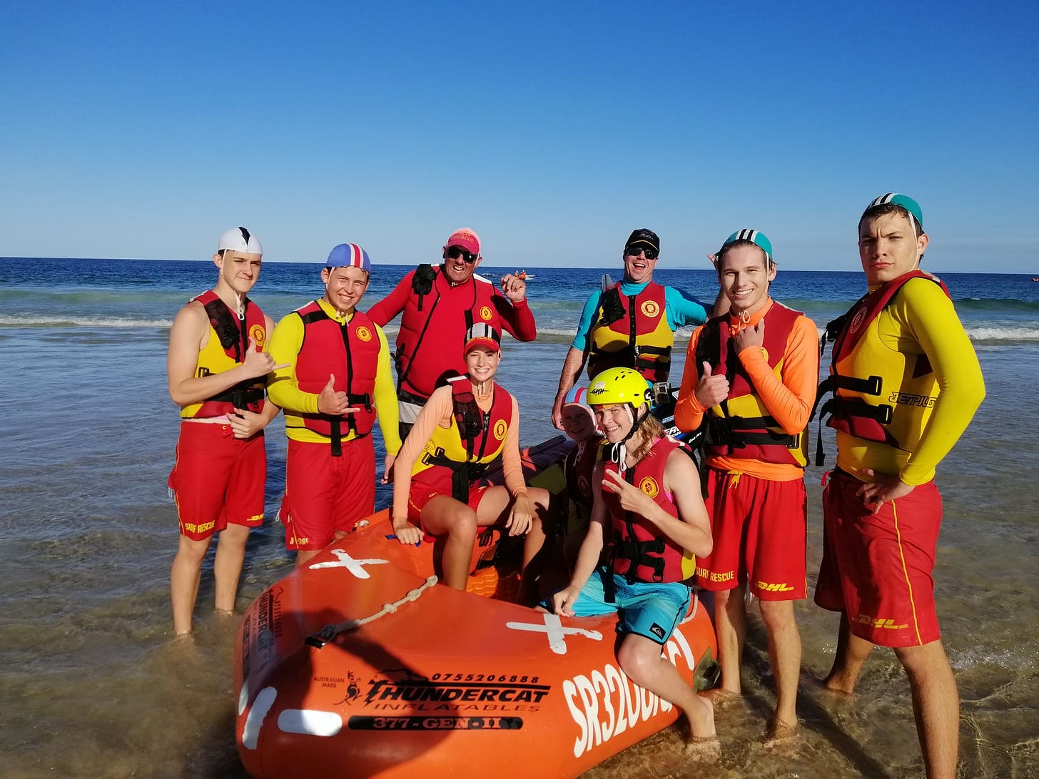 Surf Life Saving Queensland - Swim between the red and yellow flags