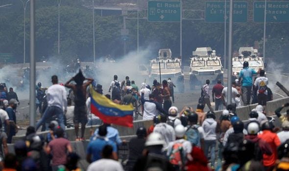 Venezuela coup: What's happening in Venezuela? Violent CHAOS as ...