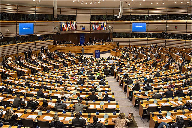 Deputados da UE pedem suspensão de acordo com Mercosul | Internacional