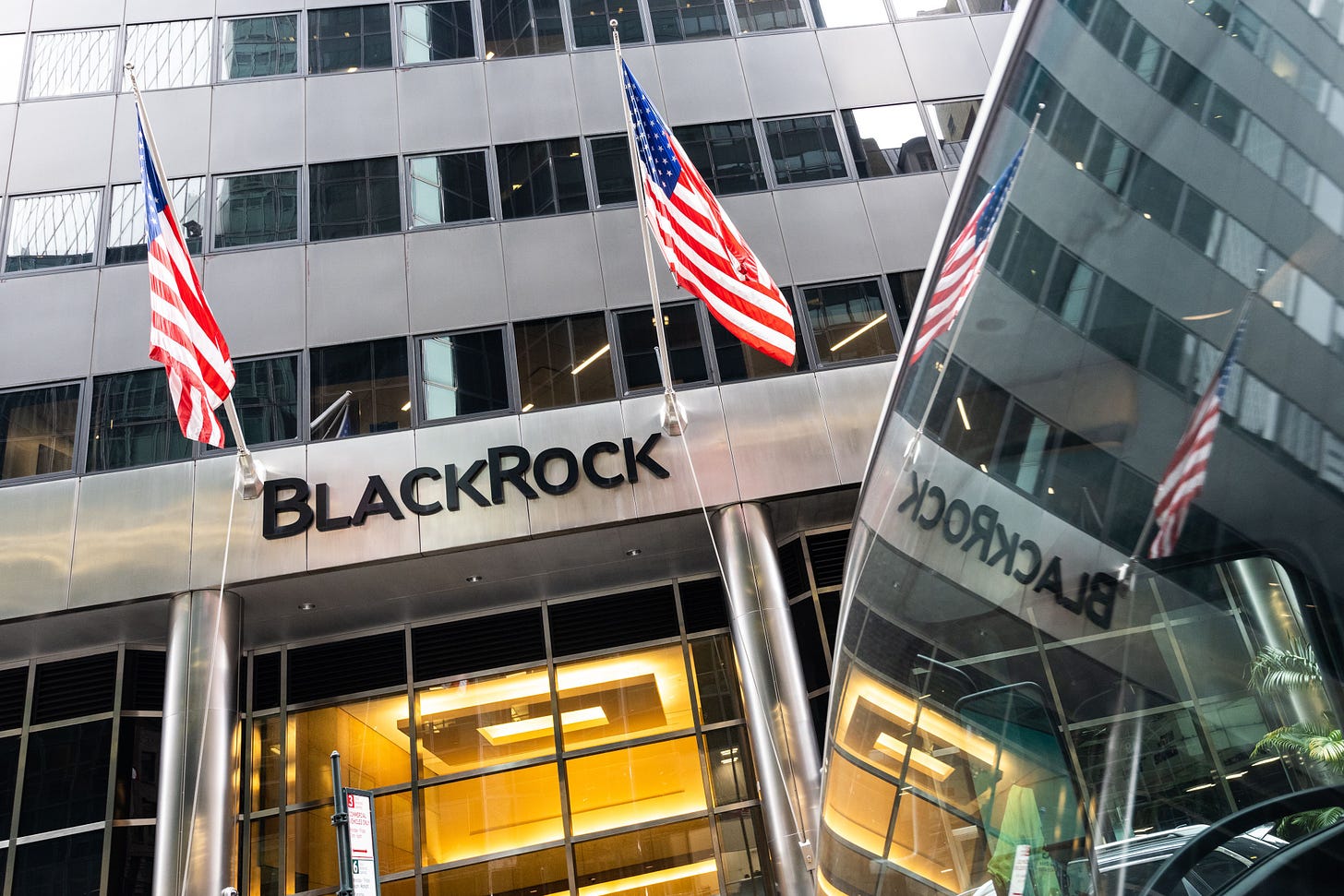 Spot Bitcoin (BTC) ETF From BlackRock (BLK) May Get SEC on Board