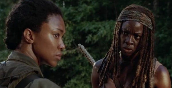 michonne comes to jesus wiht sasha on walking dead season 5 2015