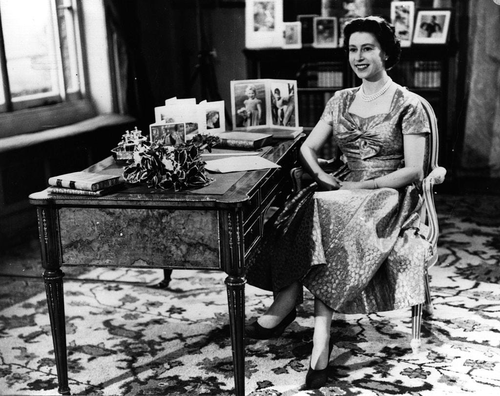 Queen's Christmas Message 1957 - How the Queen's First Televised Christmas  Broadcast Changed the Royal Family