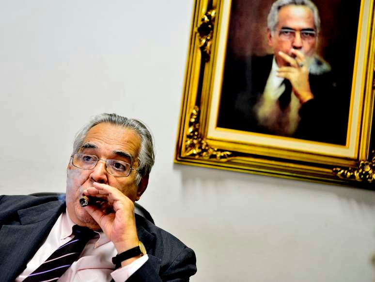 Em vídeo, Eurico Miranda lança candidatura à presidência do Vasco
