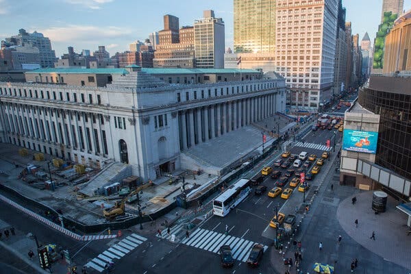 Facebook Bets Big on Future of N.Y.C., and Offices, With New Lease - The  New York Times