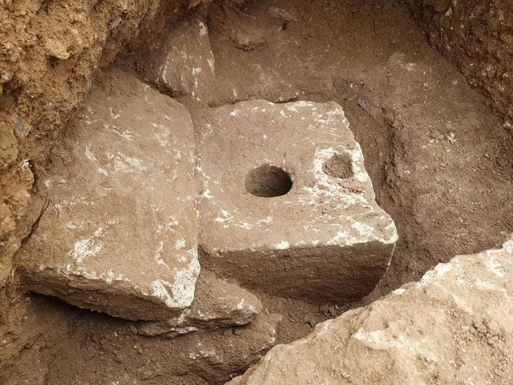 2 bin 700 yıl boyunca tuvalet adı altında kullandığımız şeyin tasarımının pek değişmemiş olması bir 
