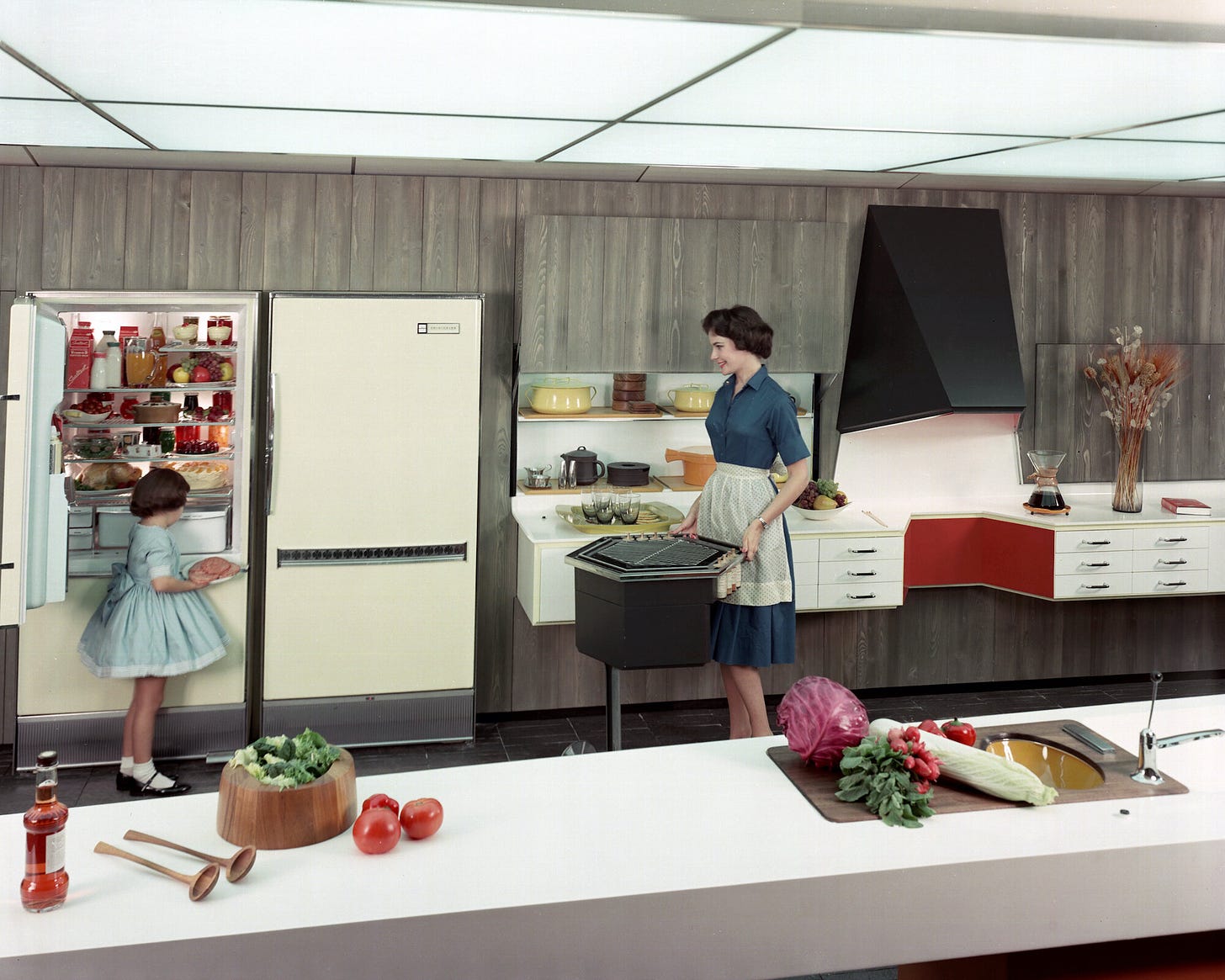 A portable grill in a demonstration kitchen at the 1961 GM Motorama Exhibit. Photo courtesy of General Motors LLC
