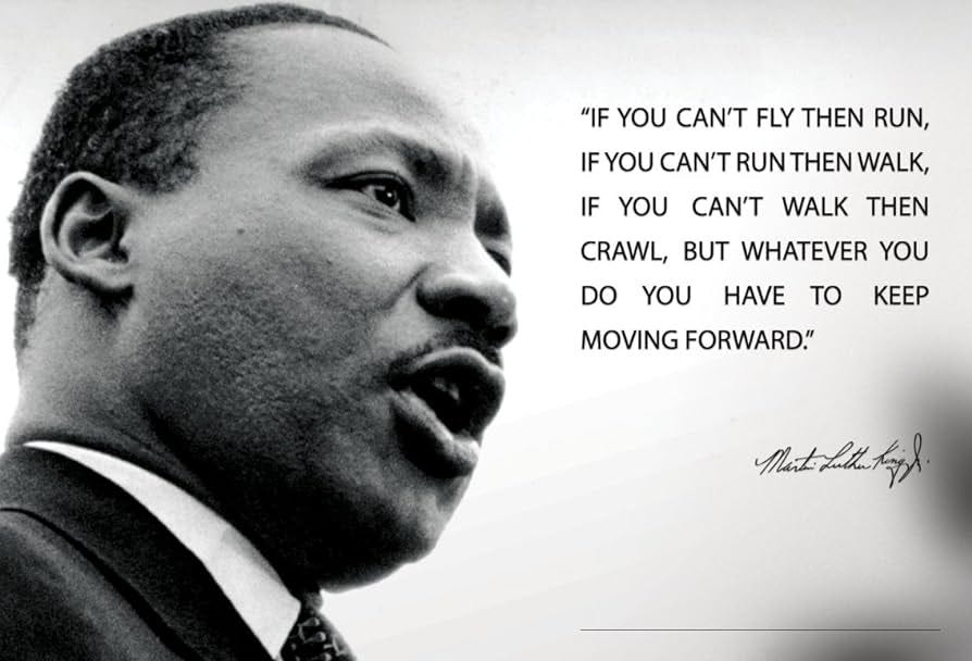 Amazon.com: WeSellPhotos Martin Luther King Jr. MLK 13x19 Póster Si no  puedes volar, luego ejecutar cita : Hogar y Cocina