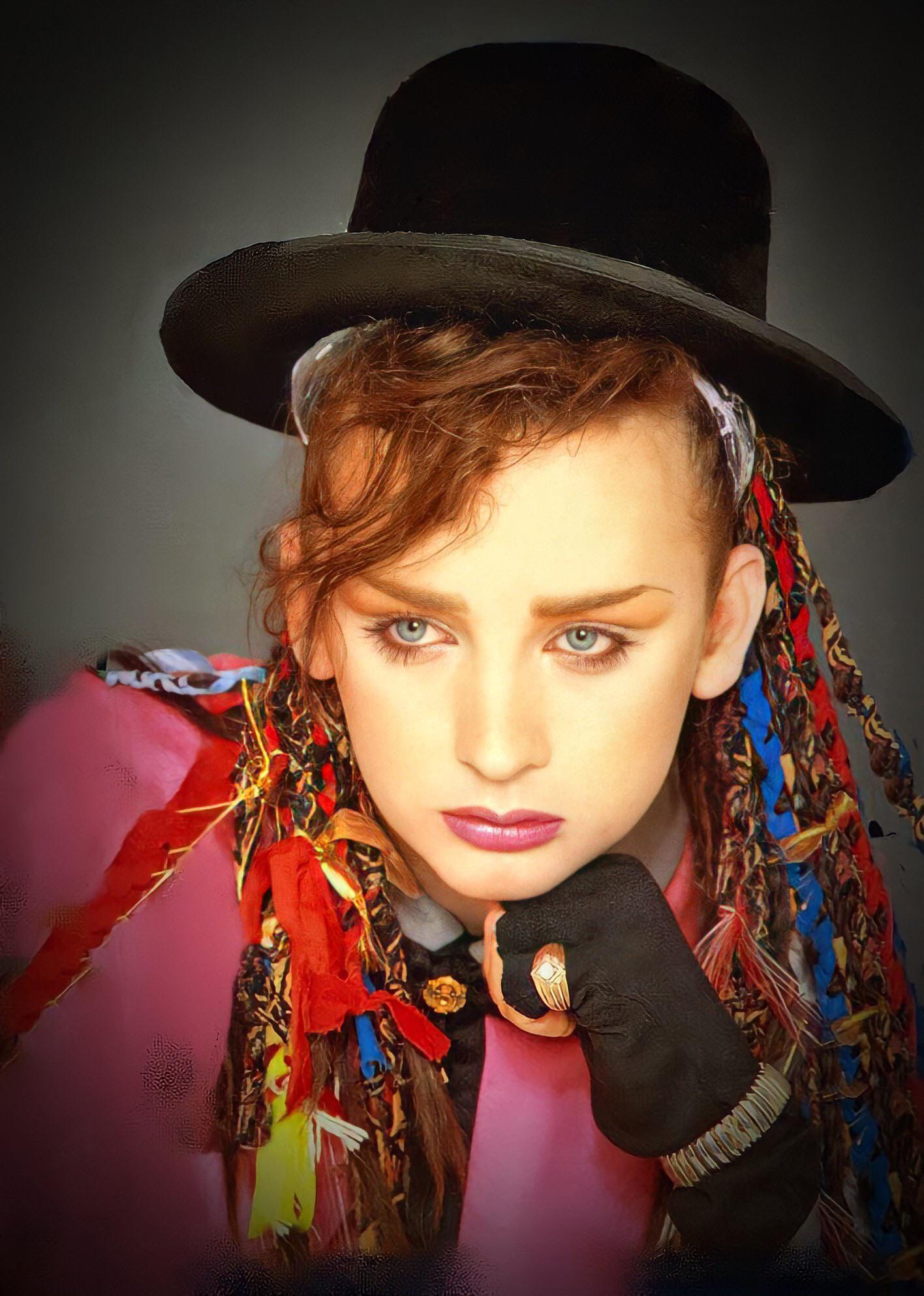 Boy George 1983 : r/OldSchoolCool