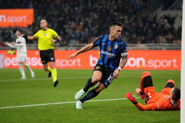 Lautaro, autor del segundo ante Bologna. (AP Photo/Luca Bruno)