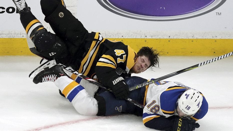 torey krug jams up blues robert thomas stanley cup finals 2019 image