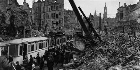 Photos of the bombing of Dresden Germany during World War II - Business ...