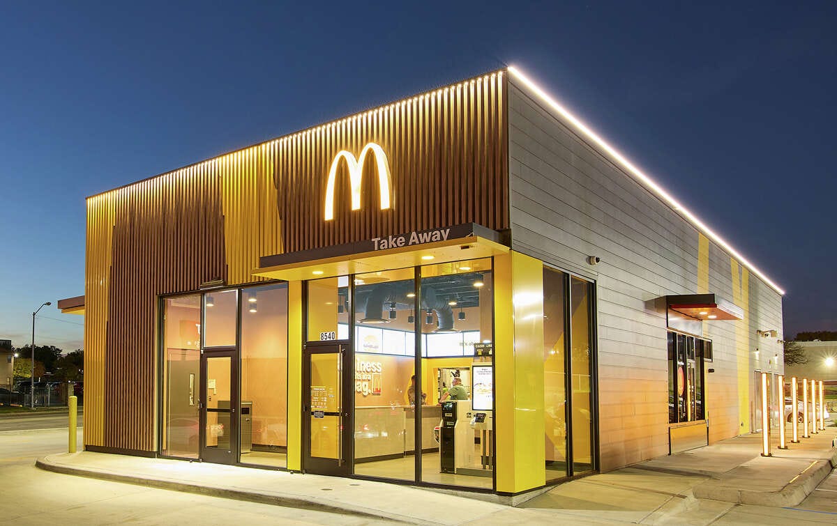 North Texas McDonald's opens with fully automated process