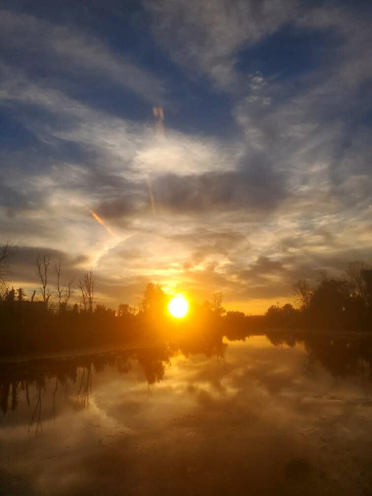 May be an image of twilight, horizon, nature and body of water