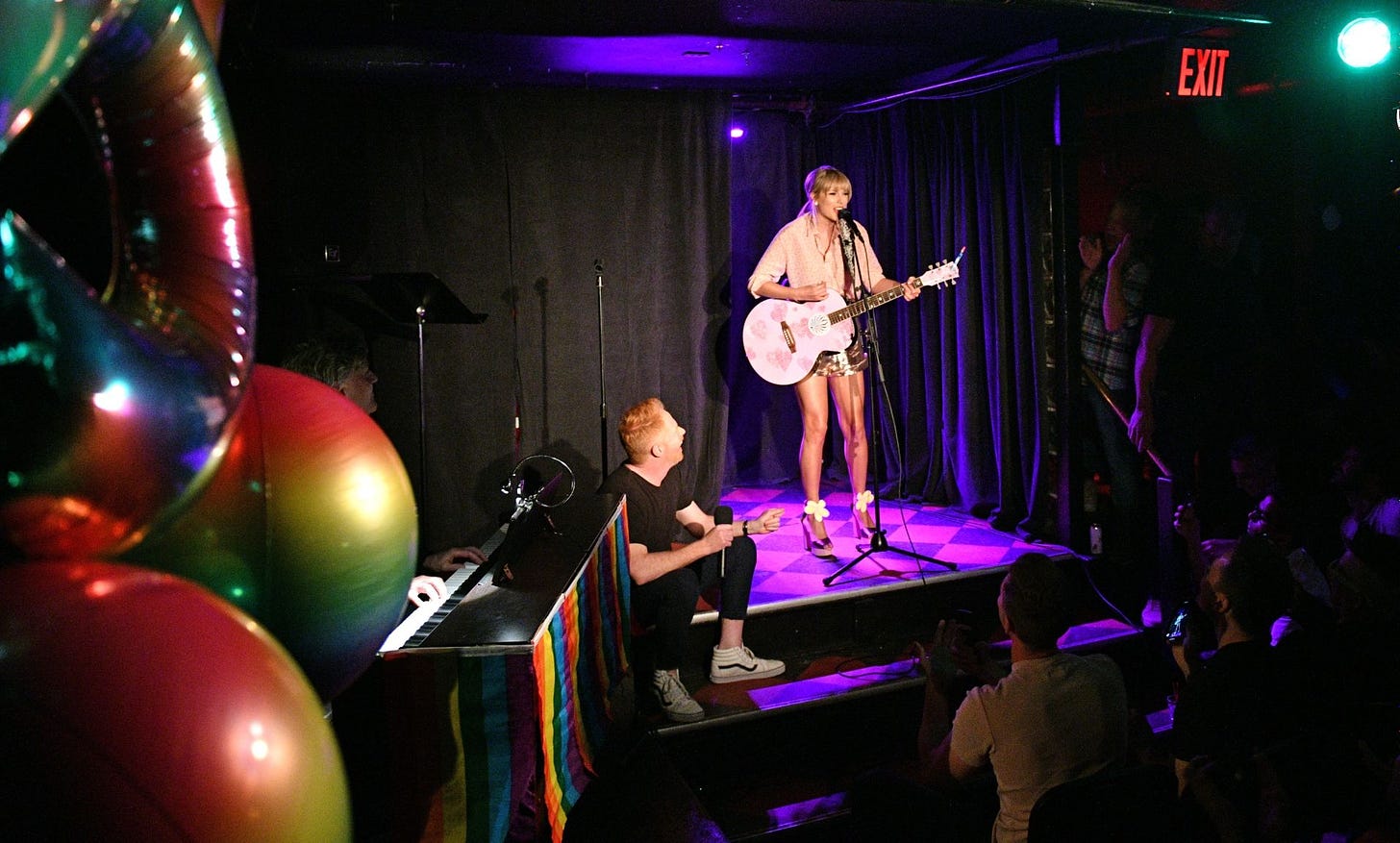 Taylor Swift Stops by Stonewall Inn for a Surprise Pride Set