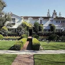 Vintage Los Angeles | Just found this photo of Lucille Ball's house at the  corner of Lexington and Roxbury Drive during the late 70s. Growing up not  too far away… | Instagram