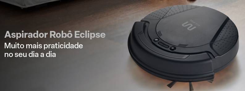 Aspirador Robô Eclipse, seu formato é redondo da cor preto com dois botões na parte de cima. Na parte debaixo, existe cerdas que fazem a limpeza da casa.