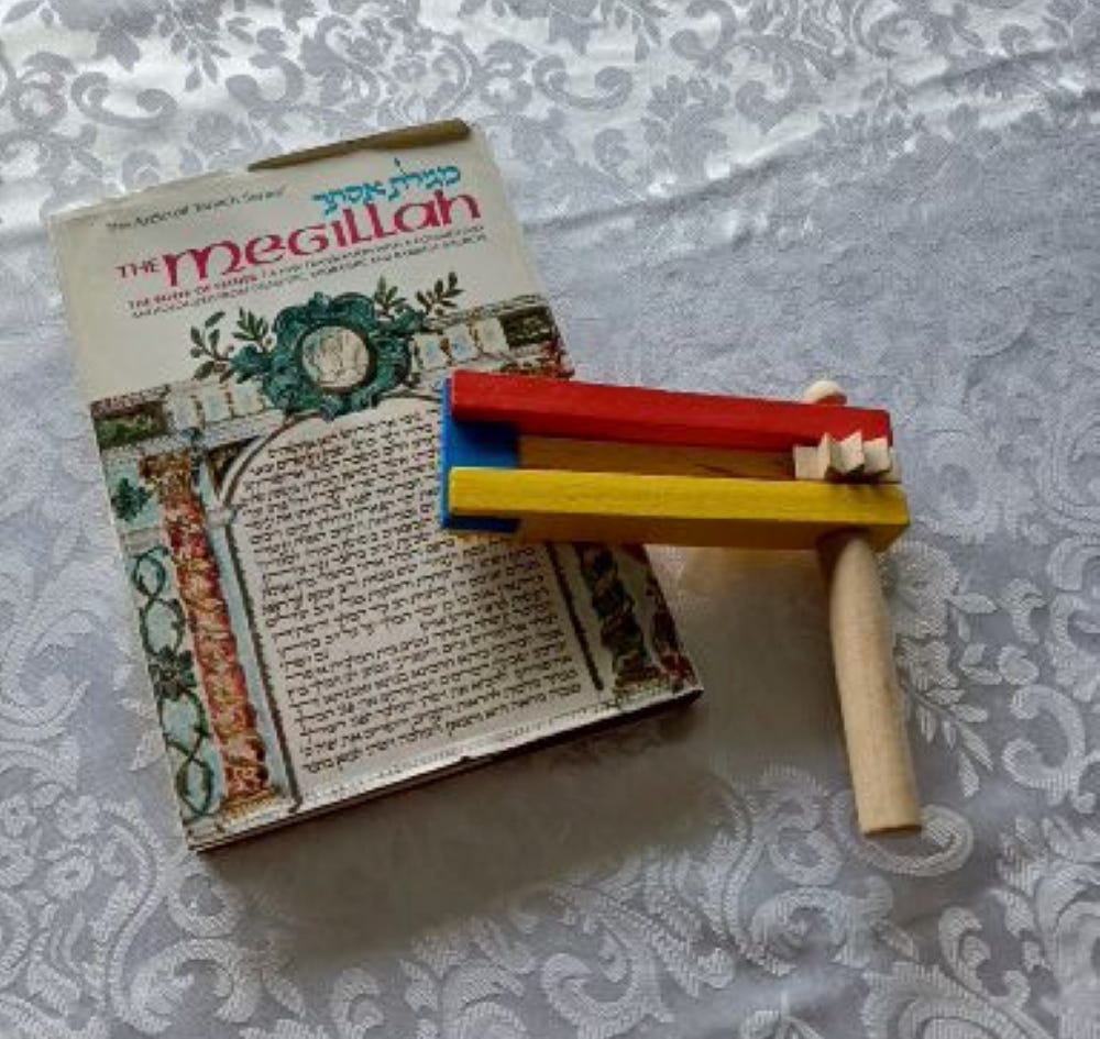 Book of Esther and gragger