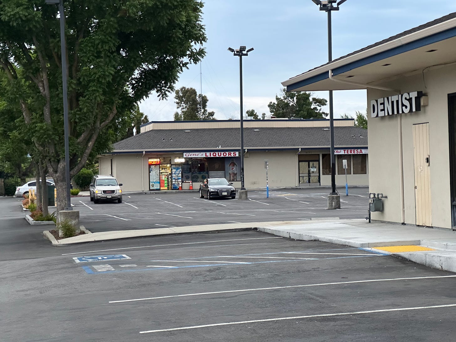 image of liquor store in south San Jose