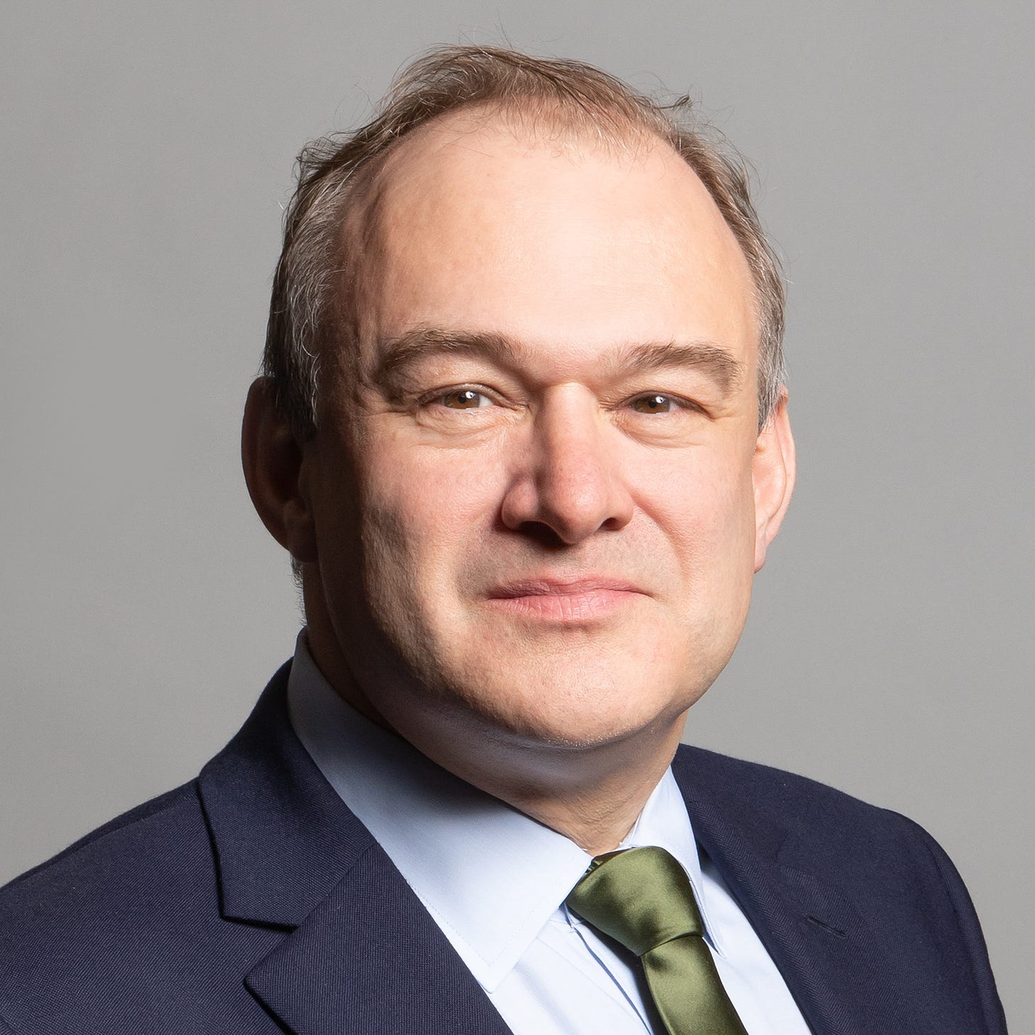 File:Official portrait of Rt Hon Sir Edward Davey MP crop 3.jpg - Wikimedia  Commons
