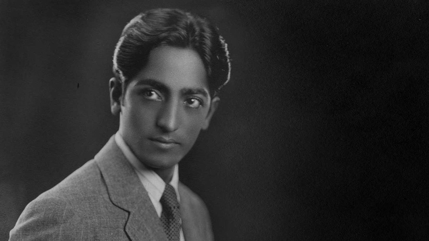 Krishnamurti Delivers ‘Truth is a Pathless Land’ Speech