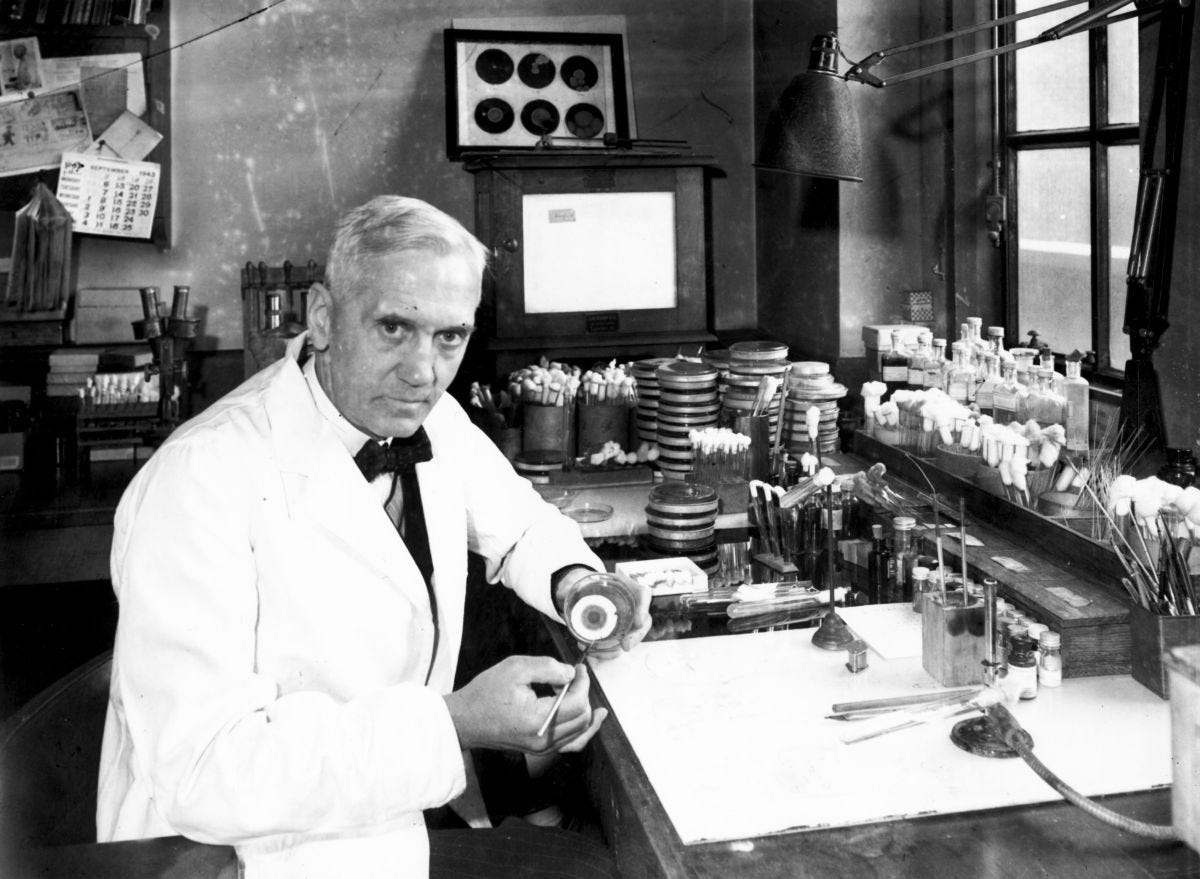 El descubrimiento de la penicilina: cómo la suerte cambió al mundo