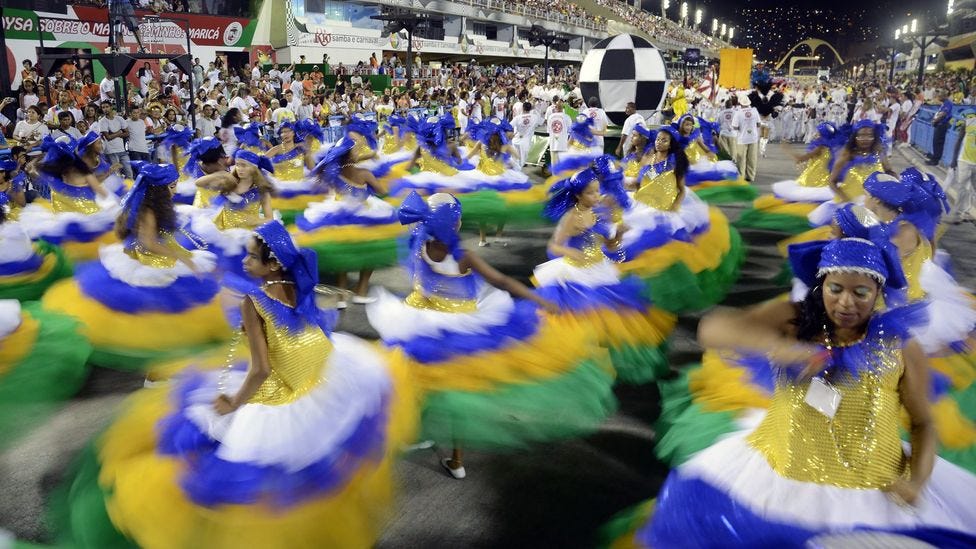 Large Carnival parades are a major staple of the festivities (Credit: Alexandre Macieira/Riotur)
