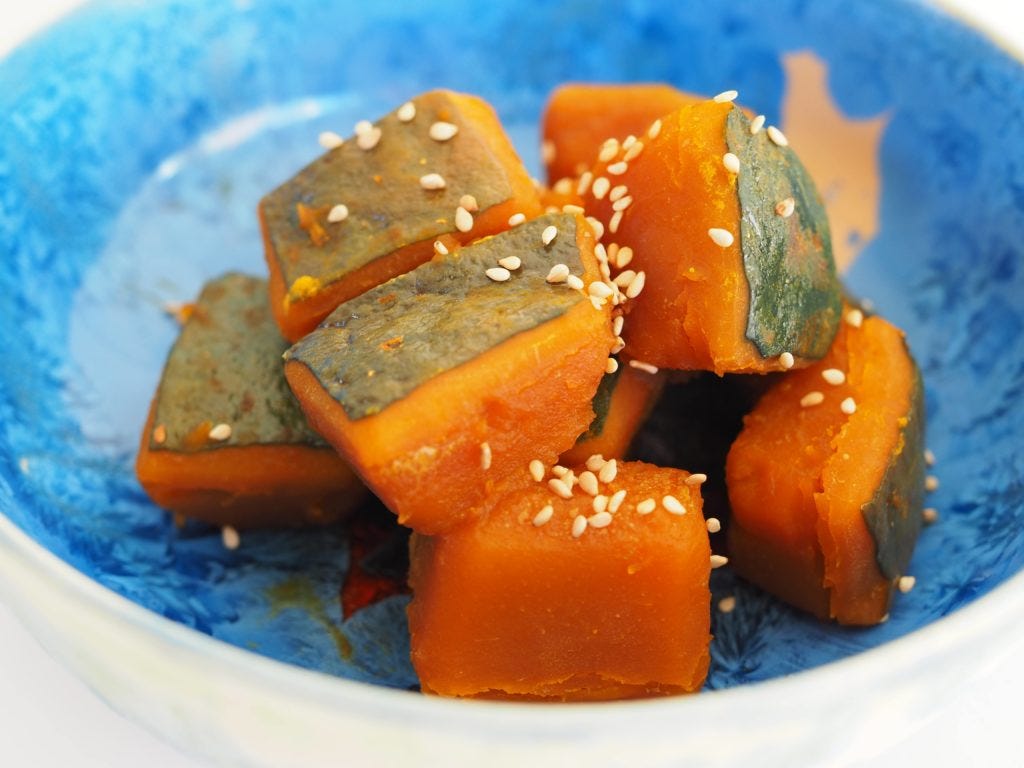 Kabocha no nimono (simmered pumpkin).