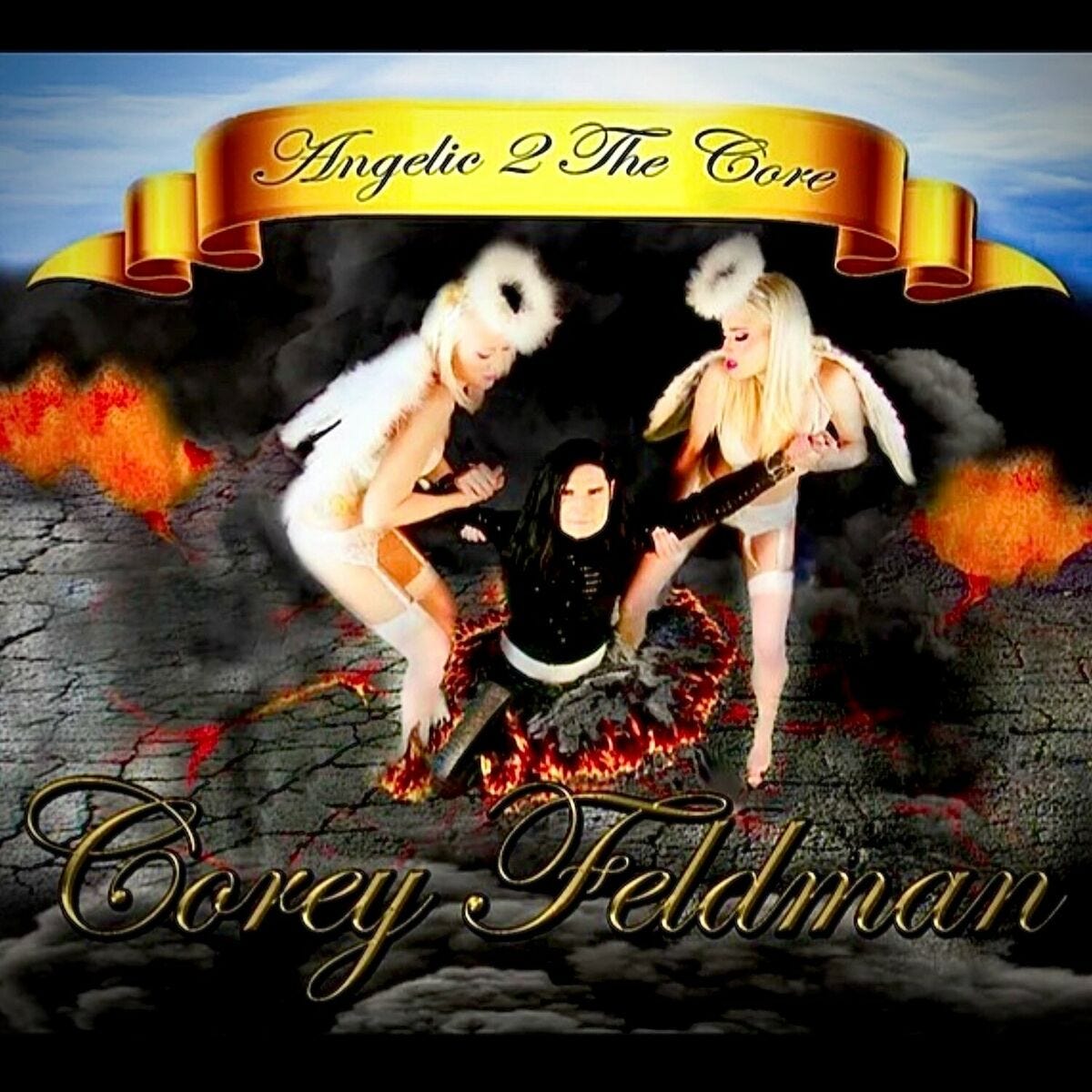 La portada de la criatura: Corey Feldman es rescatado de la lava por dos ángeles ligeras de ropa. Abrumador.
