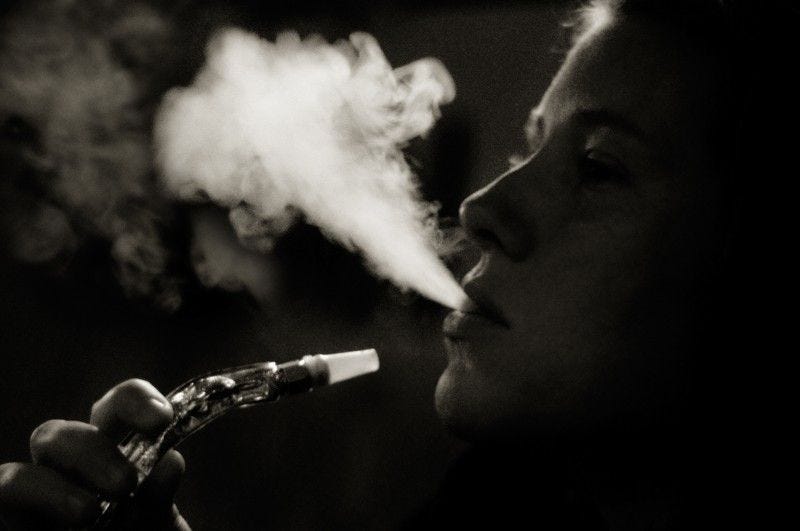 Hookah vs Cigarettes: Studies show Hookah is better and College women are doing more Hookah in US