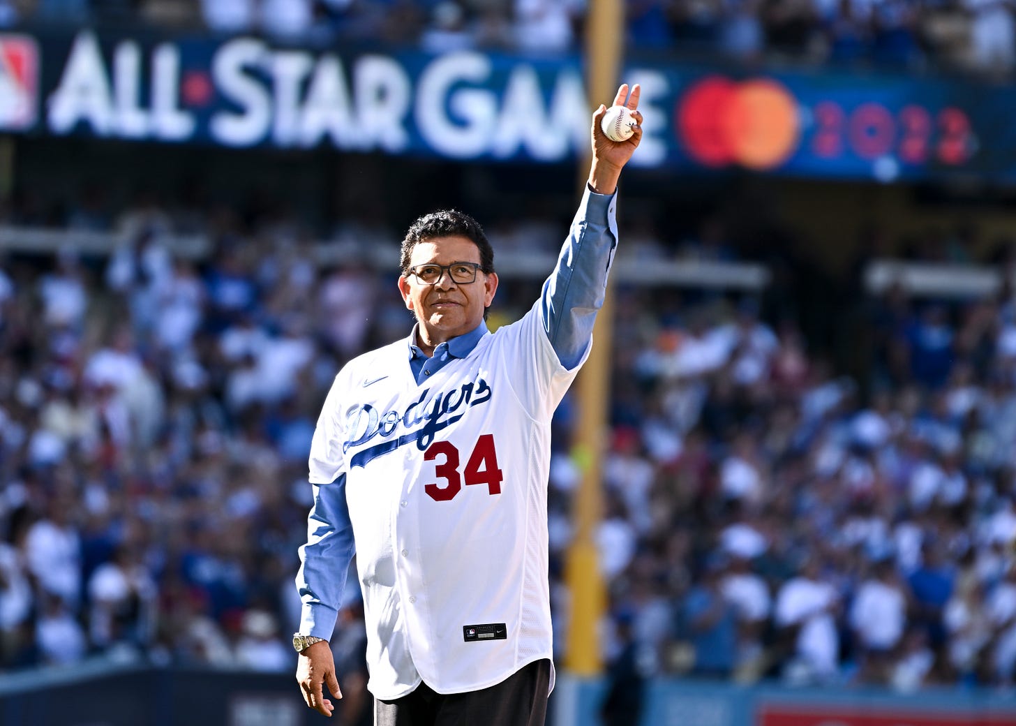 Los Angeles Dodgers Let's Play Baseball Together Snoopy MLB Gratitude  Journal. : Cockerum, Casey: : Books