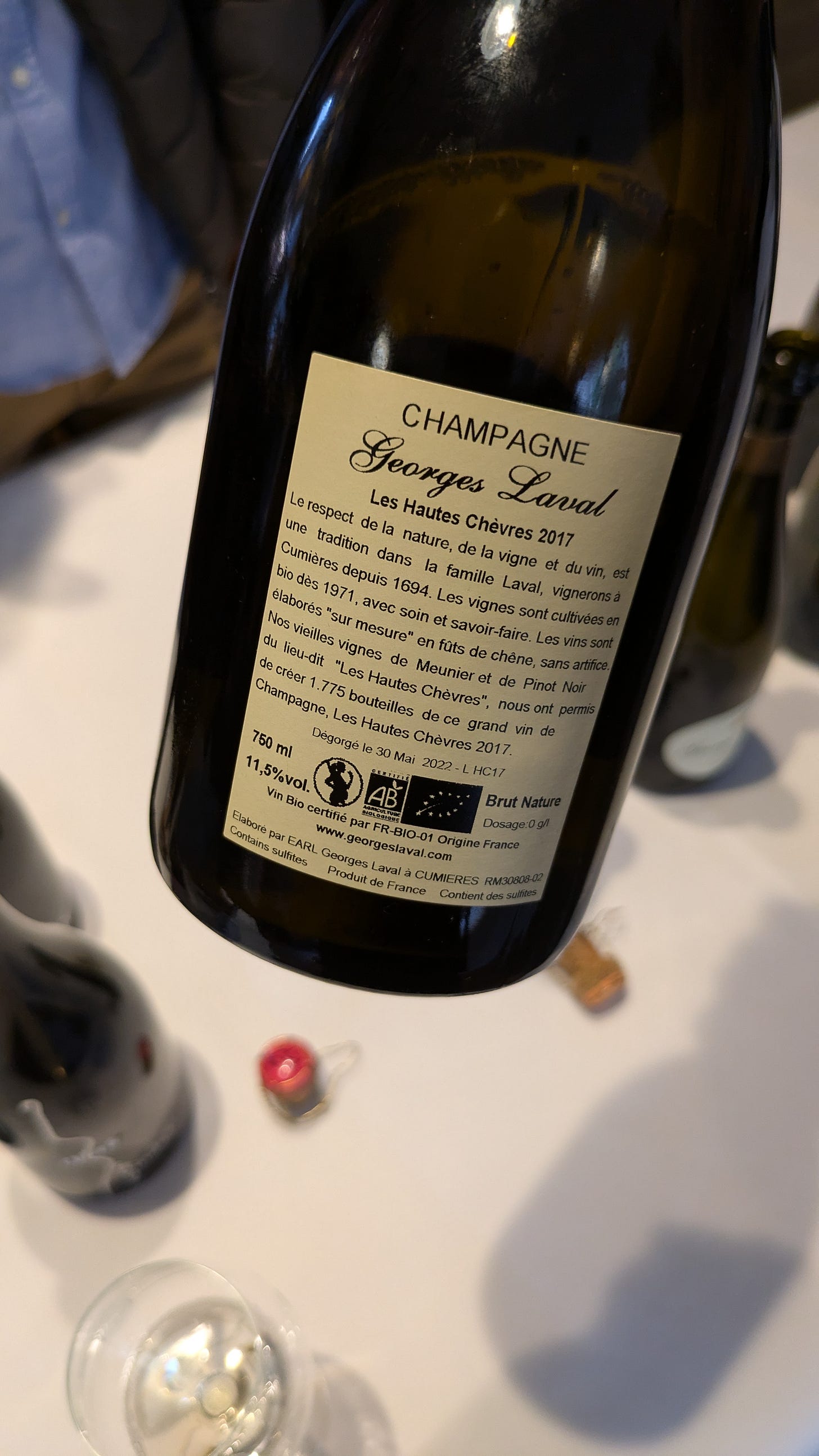 In 2017, only 1,775 bottles of Les Hautes Chèvres were produced. Les Hautes Chèvres 2017 is a rare and complex Champagne, combining elegance with intensity, and is highly sought after by Champagne enthusiasts for its distinctive character and limited production.