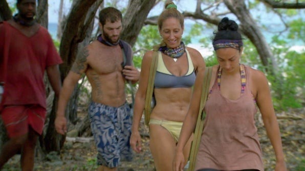 survivor worlds apart ep 10 russian roulette images 2015 596x335-001