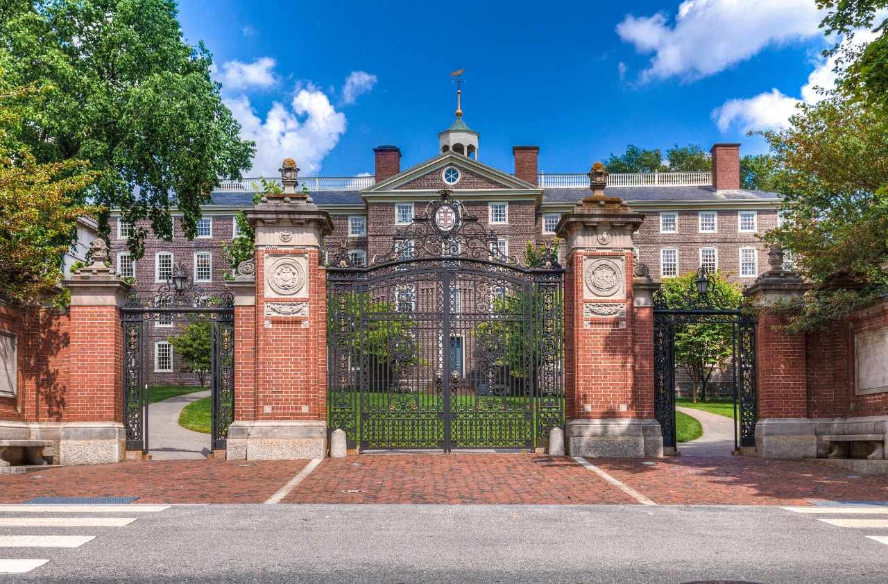 Experience Brown University in Virtual Reality.