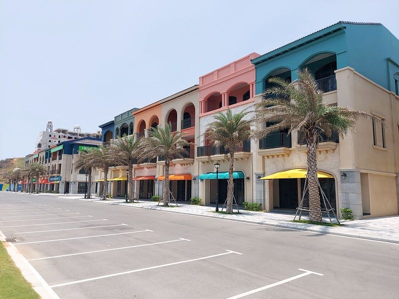 Novaworld shophouses