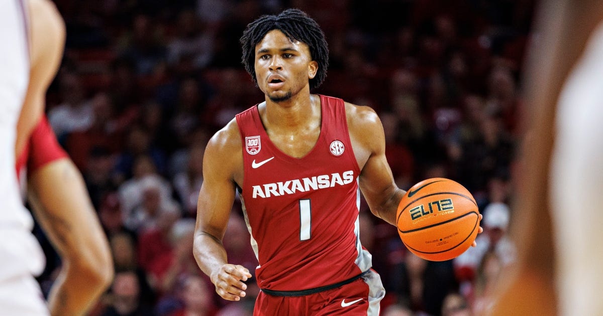 WATCH: Arkansas guard Ricky Council IV gets a steal and sends in a reverse  dunk vs San Diego State in Maui Invitational Championship - On3