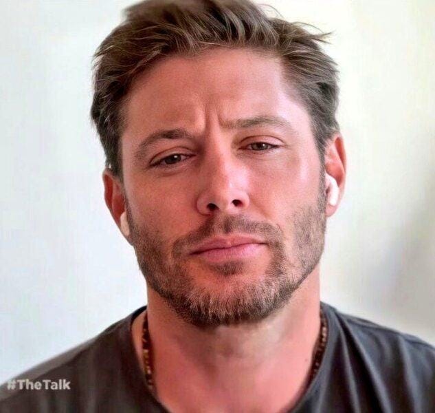 Jensen Ackles frozen Zoom face on The Talk interview 2020