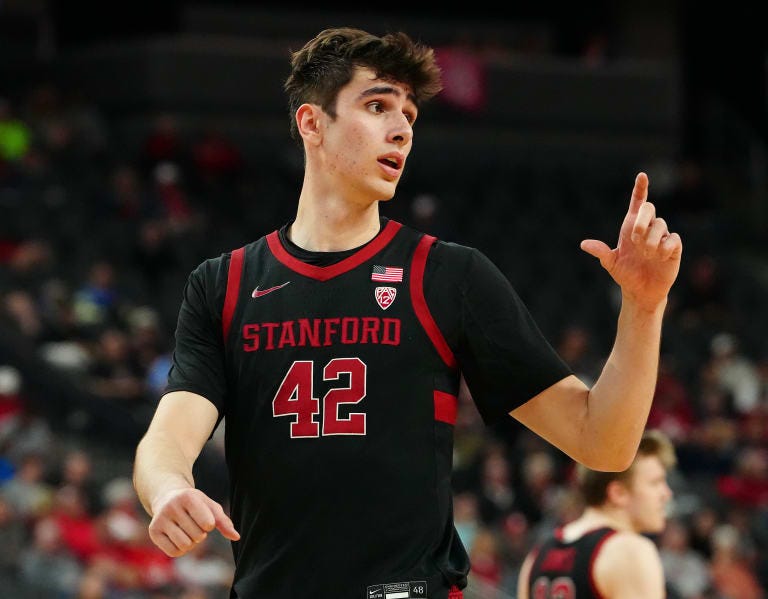 Stanford Men's Basketball: Stanford junior center Maxime Raynaud enters the  transfer portal