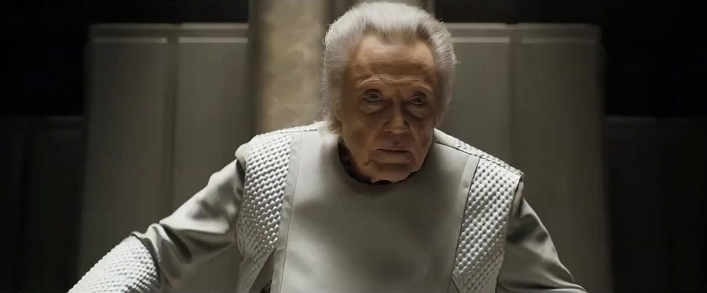  Christopher Walken as the emperor in 2024 film Dune 2. He's wearing a fine, quilted tunic 