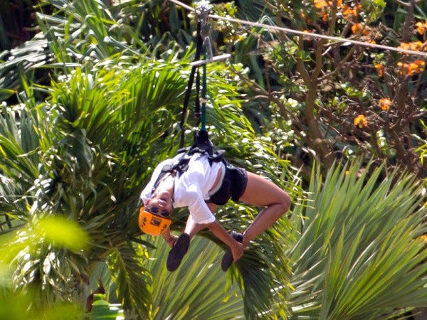 halle berry wedding anniversary in hawaii on jetline