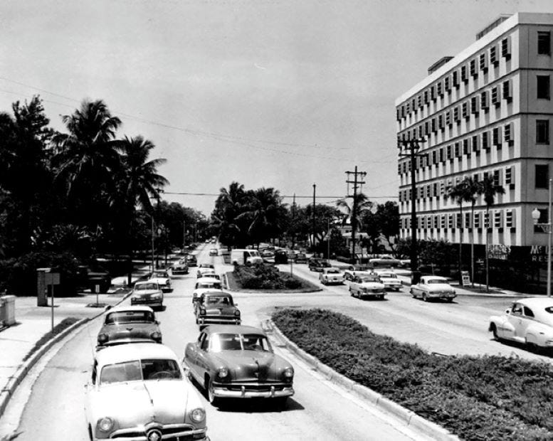  Figure 1: Brickell Avenue in 1950s