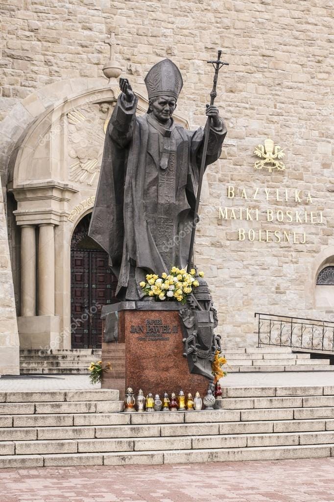 Monument of Pope John Paul II in Limanowa, Poland. Stock Photo by  ©agneskantaruk 93897186