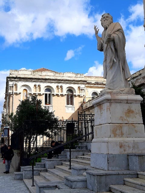 in Piazza Duomo a Reggio