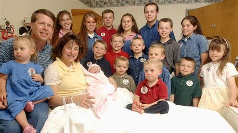 Josh Duggar molestation scandal: '19 Kids and Counting' backlash mounts ...