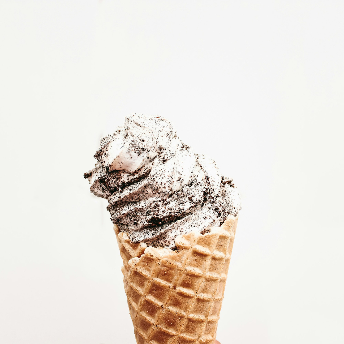 Cookies and Cream Ice cream 

Credit instagram : @iceeedc
